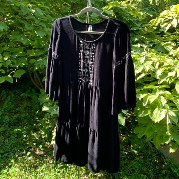 Mudd Bohemian Dress - Classy Black - Picture 1 of 3